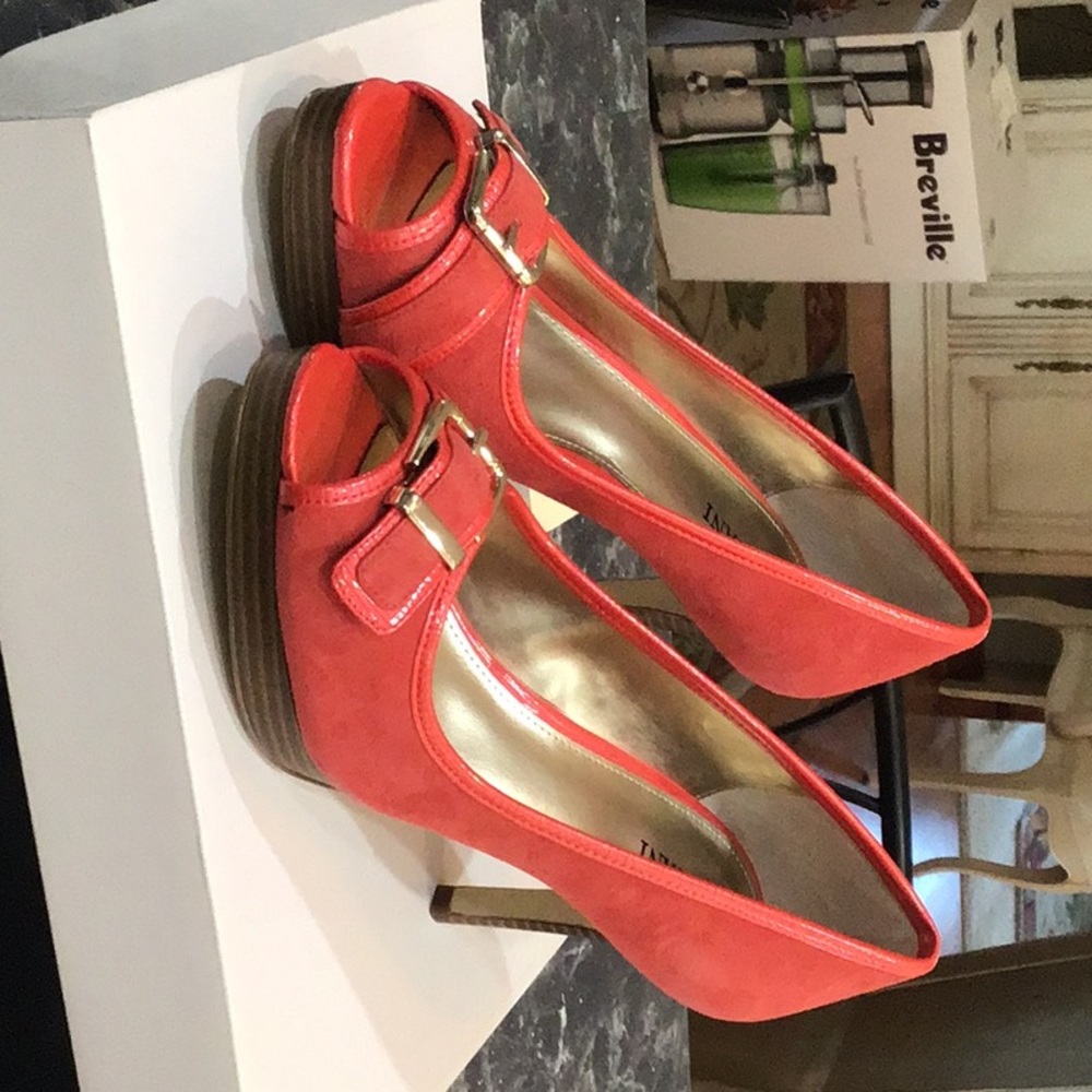 ALFANI Pumps